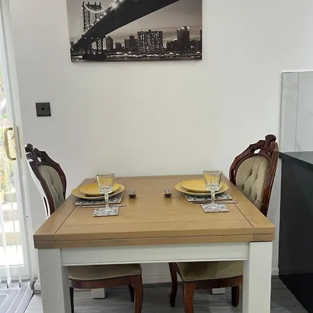 Beautiful Maisonette *